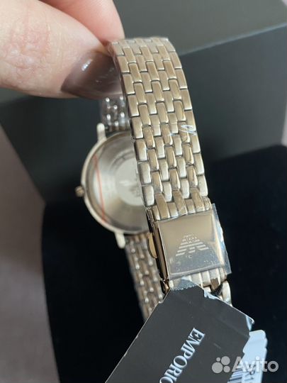 Часы наручные женские