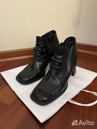 Ботильоны кожаные 40