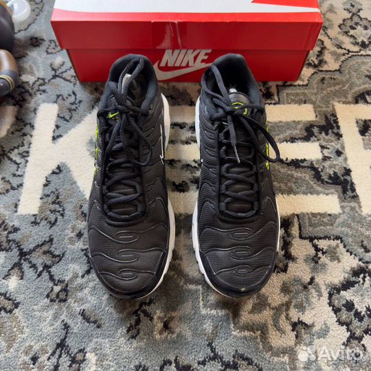 Nike Air Max Plus Tuned 1 Essential