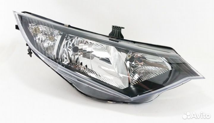 Фара правая Honda Civic 5D