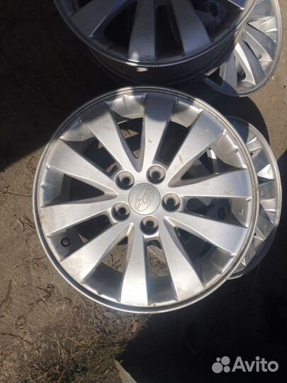 Продам литые диски r15