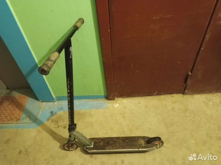 Трюковой самокат