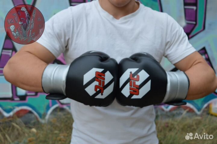 Боксерские перчатки
