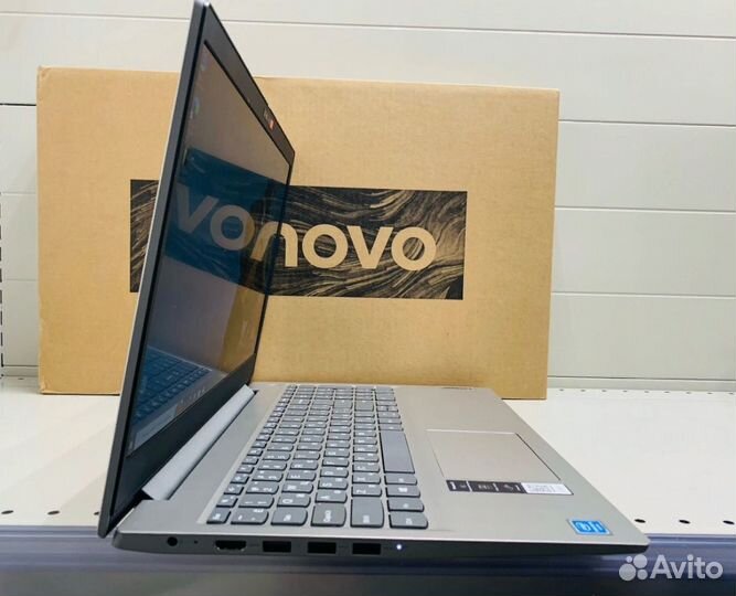 Новый ноутбук 4 ядра/8DDR4/SSD256 для работы/учебы