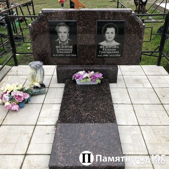 Памятники из гранита