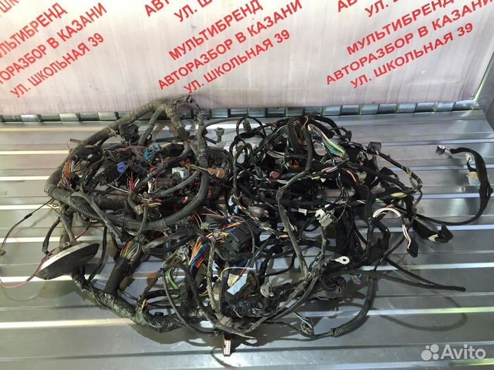 Подкапотная проводка проводка двс Рено Логан 2