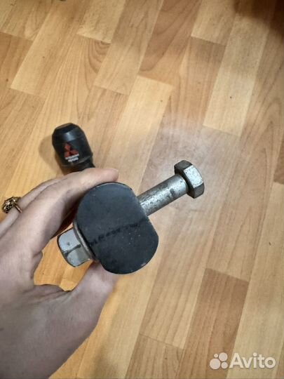 Крюк от фаркопа Mitsubishi Pajero 4 (оригинал)