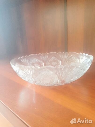 Хрустальная ваза