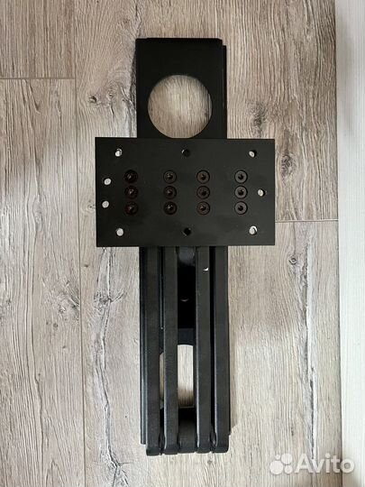 Кронштейн для телевизора