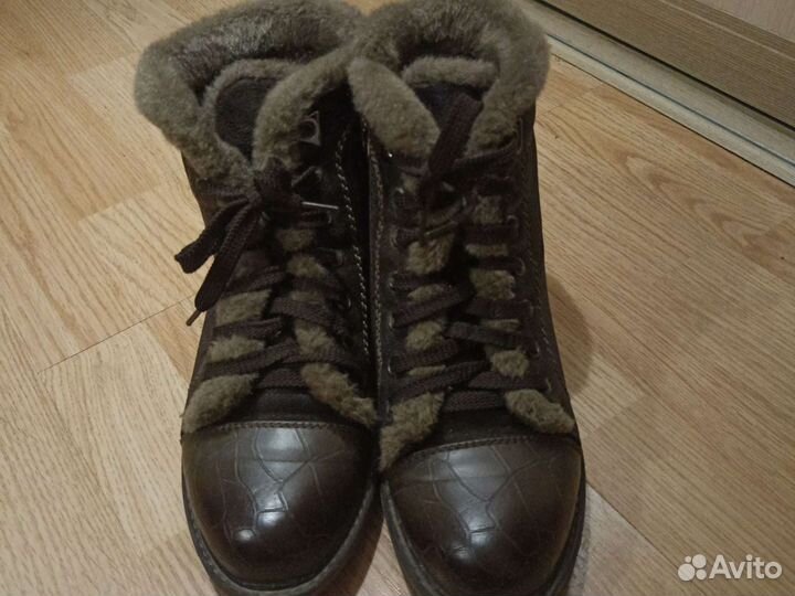 Полуботинки женские 36 размер