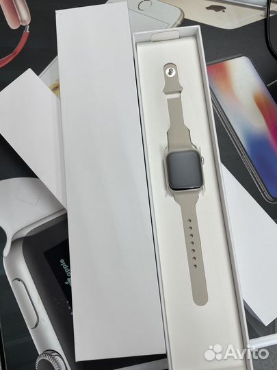 Apple Watch Series SE 2 40mm Starlight