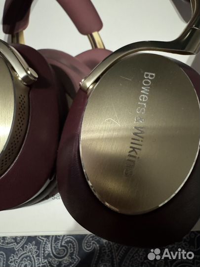 Беспроводные наушники bowers wilkins px8