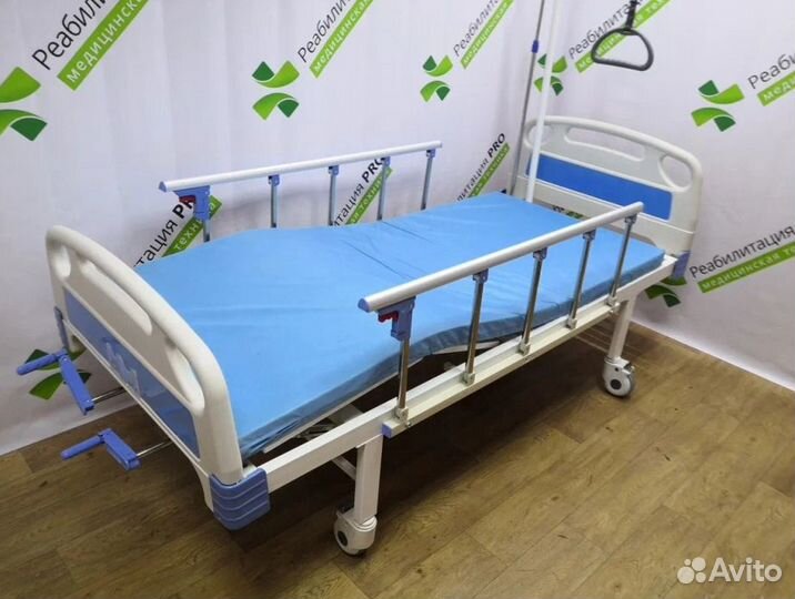 Медицинская кровать кмр-04 белая