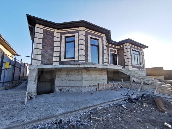 Дом 157,9 м² на участке 6 сот.