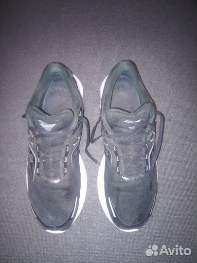 Saucony guide 16 бу стелька 30,5 см