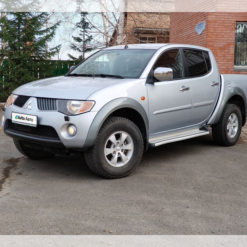 Купить Mitsubishi L200 🚘 от 200 000 ₽ в Красноярске: 79 Купить Mitsubishi L200 🚘 от 200 000 ₽ в Красноярске: 79