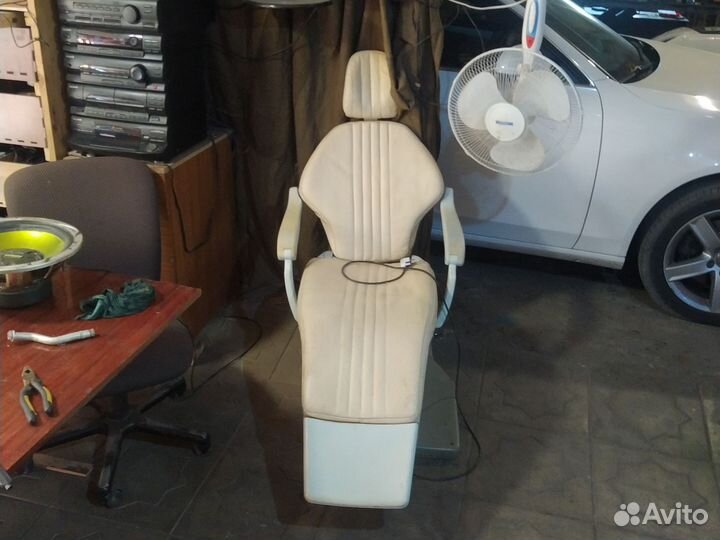 Стоматологическое кресло бу