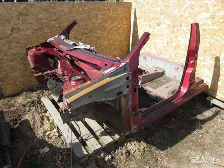 Лонжерон передний левый Renault Duster 2012-2021