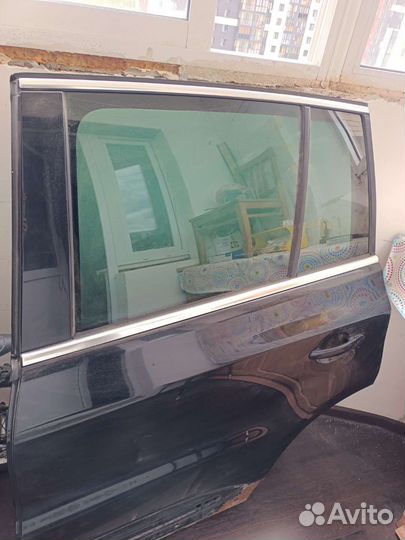 Дверь задняя левая