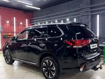 Mitsubishi Outlander 2.0 AT, 2015, 151 000 км, с пробегом, цена 2 100 000 руб.