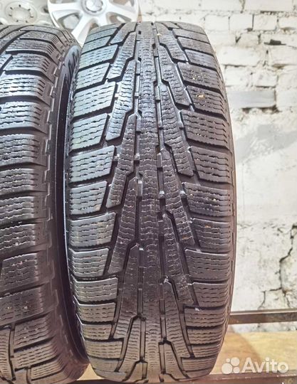 Nokian Tyres Hakkapeliitta R 225/65 R17 106R