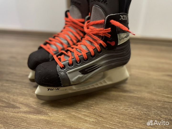 Хоккейные коньки Bauer vapor XIV