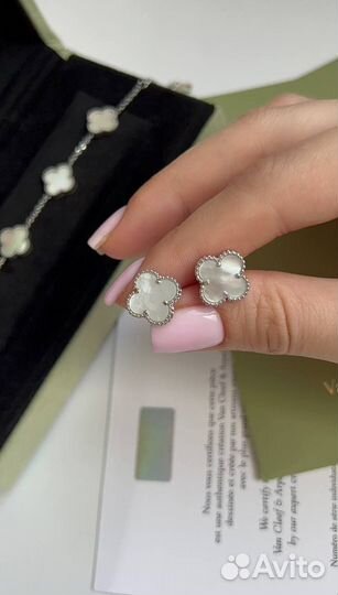 Серьги гвоздики van cleef