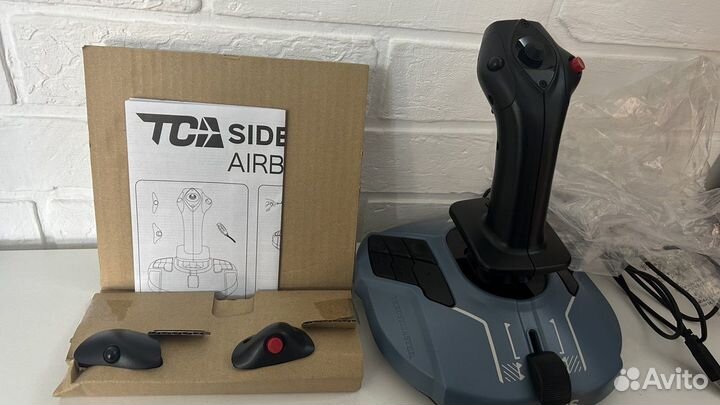 Джойстик Thrustmaster