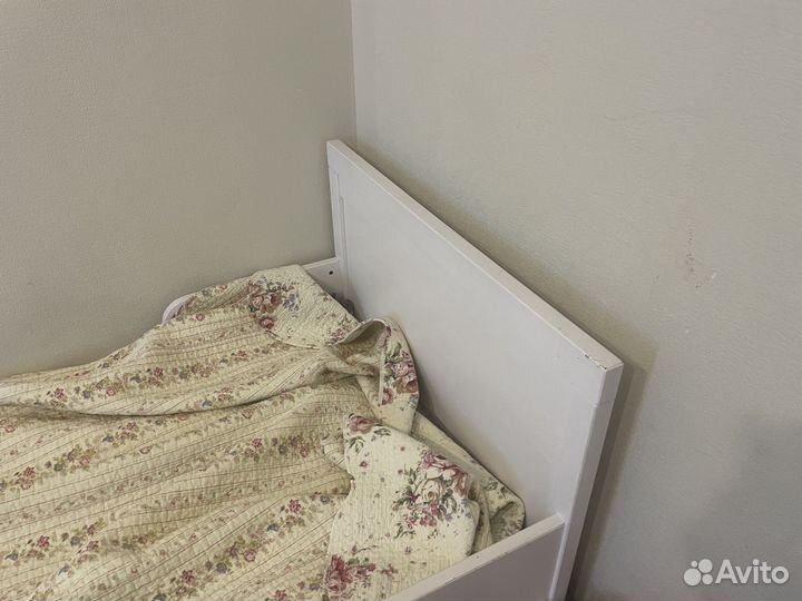 Кровать IKEA сундвик