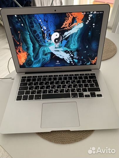 Apple MacBook Air 13, 1.4GHz intel core i5, 2014