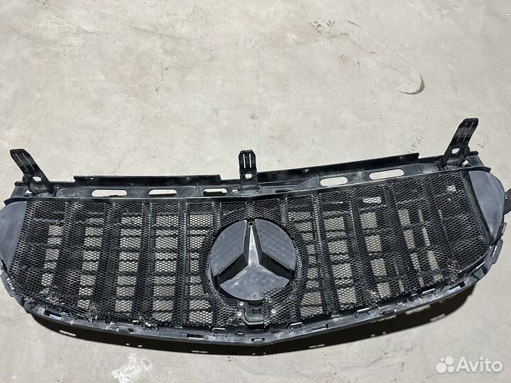 Решетка GT MB w212 рестайлинг