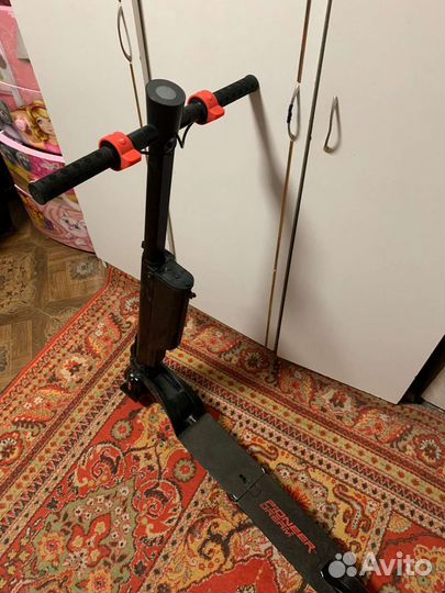 Электросамокат pioneer dream