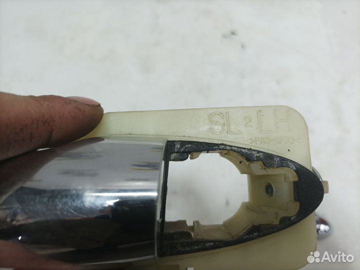 Ручка двери передняя левая Kia Sportage 3 SL