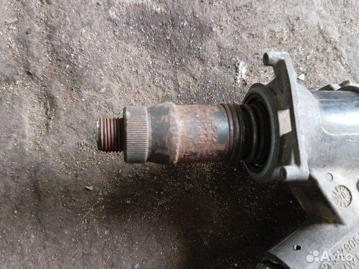 Рулевой вал Volkswagen Golf 3