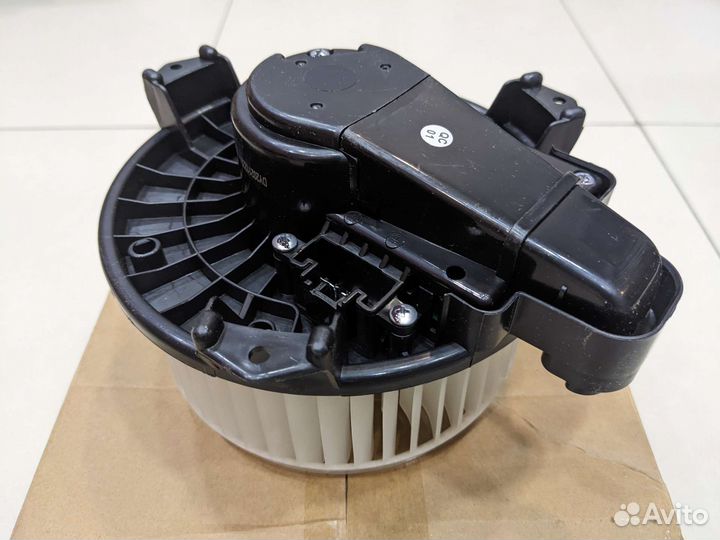 Мотор отопителя camry 07 / highlander 08 / venza