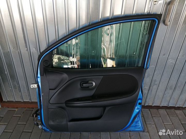 Дверь Правая Передняя ниссан ноте note