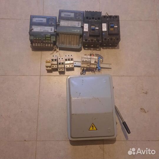 Контактор. Автомат.Ящик силовой ябпву