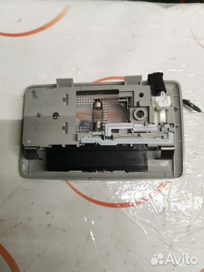 Плафон подсветки салона Suzuki Sx4 1.6 M16A 2012