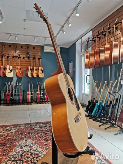 Гитара акустическая Новая