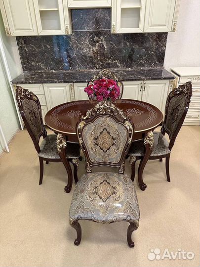 Столы и стулья новые