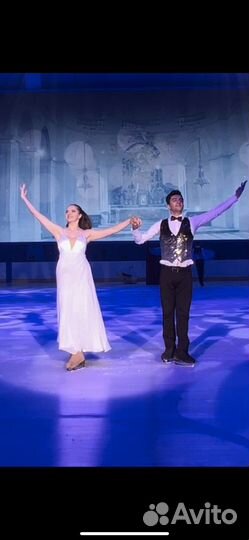 Тренер по фигурному катанию