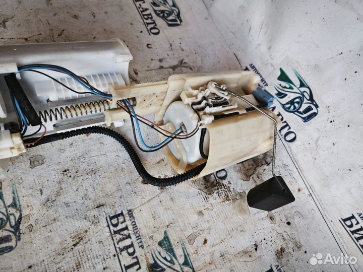 Насос топливный Toyota Corolla X (2006—2013)