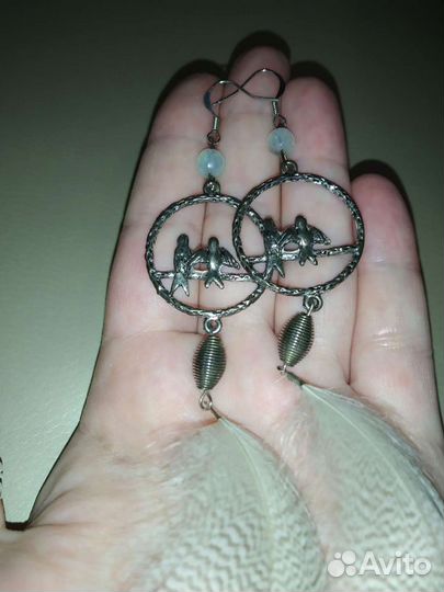 Серьги с перьями