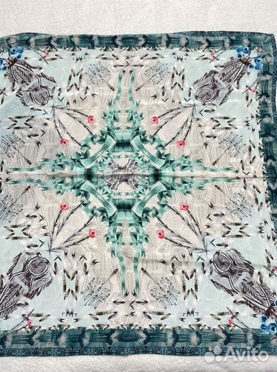 Новый Платок Алёна Ахмадуллина шелк 100