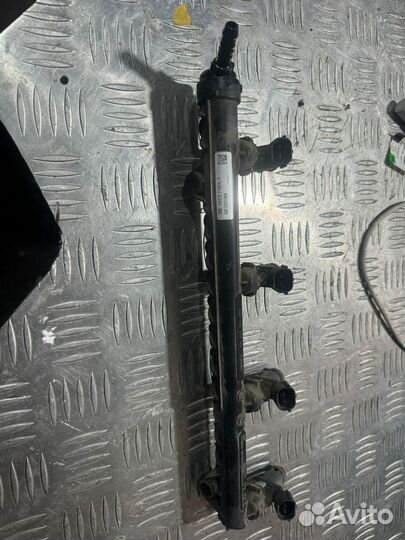 Топливная рампа Volkswagen Polo 6