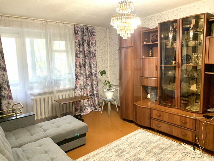 2-к. квартира, 47,5 м², 1/9 эт.