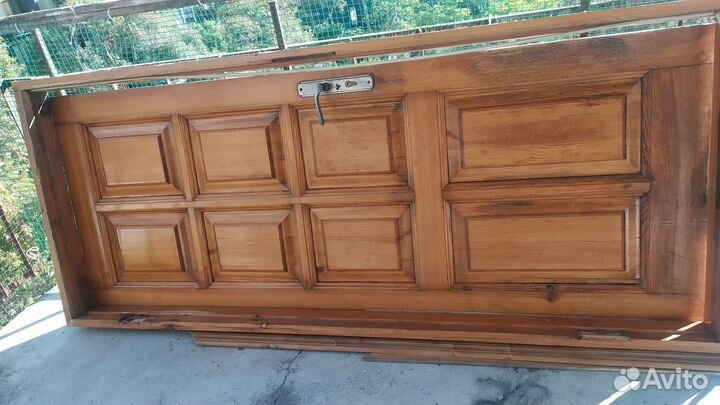 Дверь входная бу деревянная с коробкой