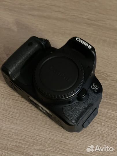 Фотоаппарат кенон 650d с объективом