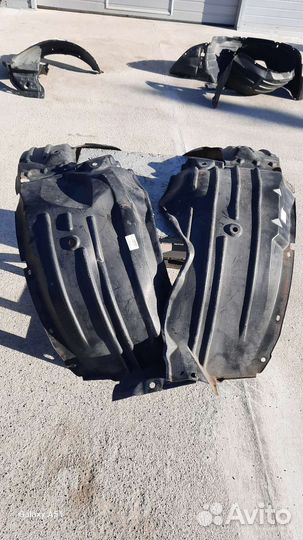 Передний правый подкрылок Мазда 6 gj