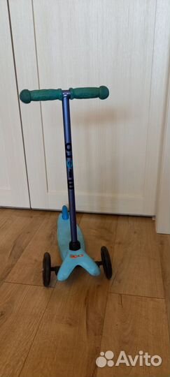 Самокат трехколесный mini micro